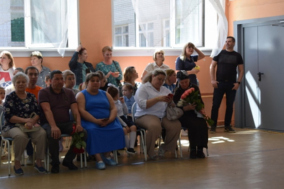 Последние звонки зазвенели в ивановских школах